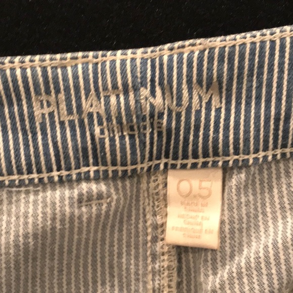 Chicos soft pinstripe .05 plantium jeans - Picture 3 of 4